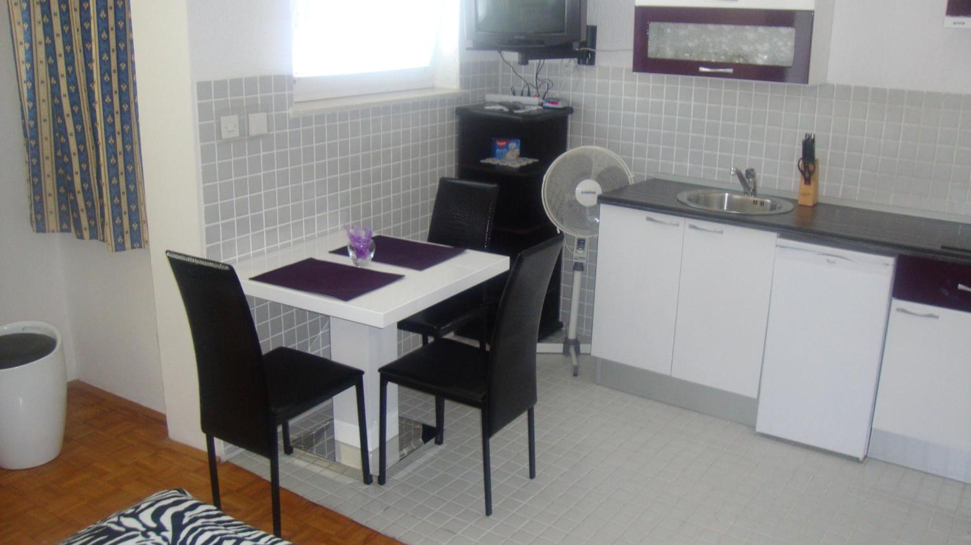Apartments Vodice Marica Buitenkant foto